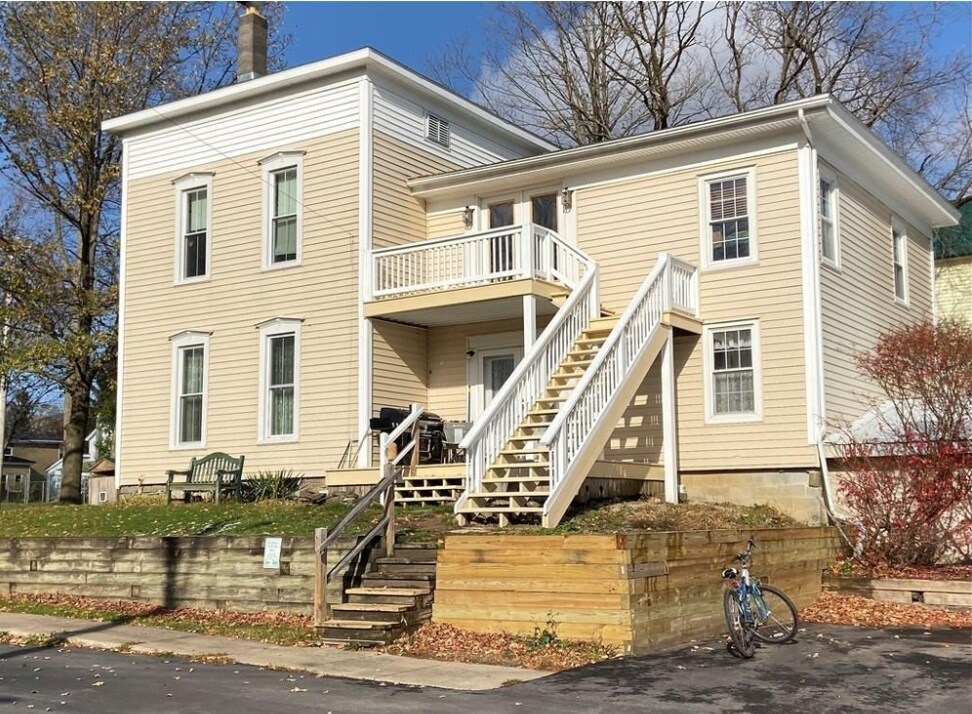 20 Bridge St, Richland, NY for sale Primary Photo- Image 1 of 1