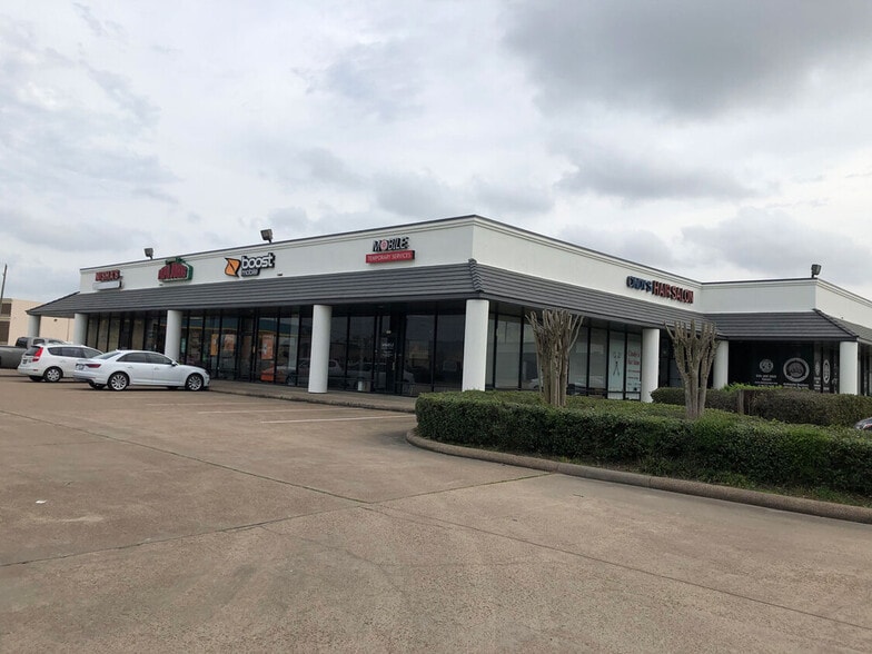 9110 Jones Rd, Houston, TX for lease - Building Photo - Image 1 of 14