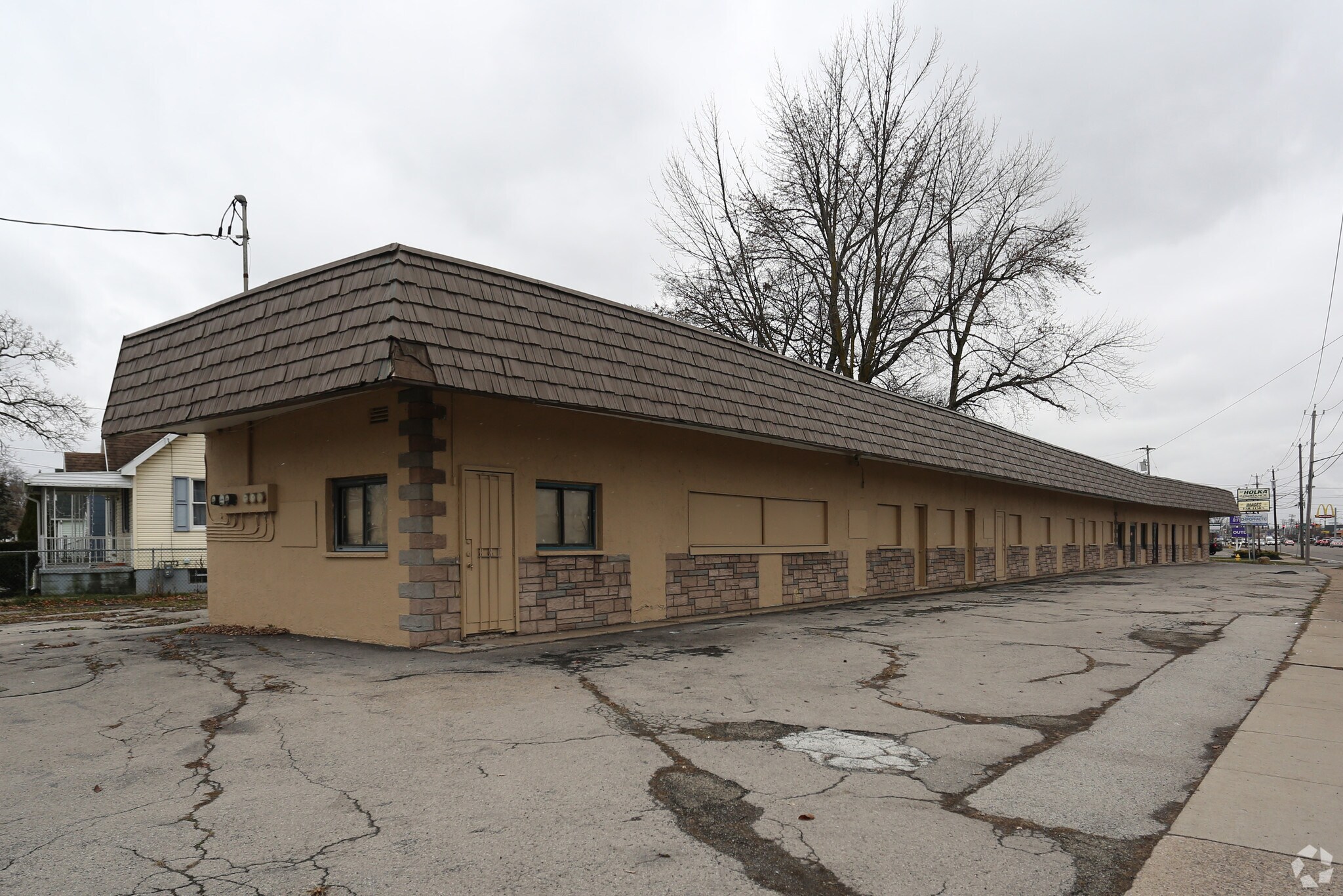 8601 Niagara Falls Blvd, Niagara Falls, NY for sale Primary Photo- Image 1 of 1