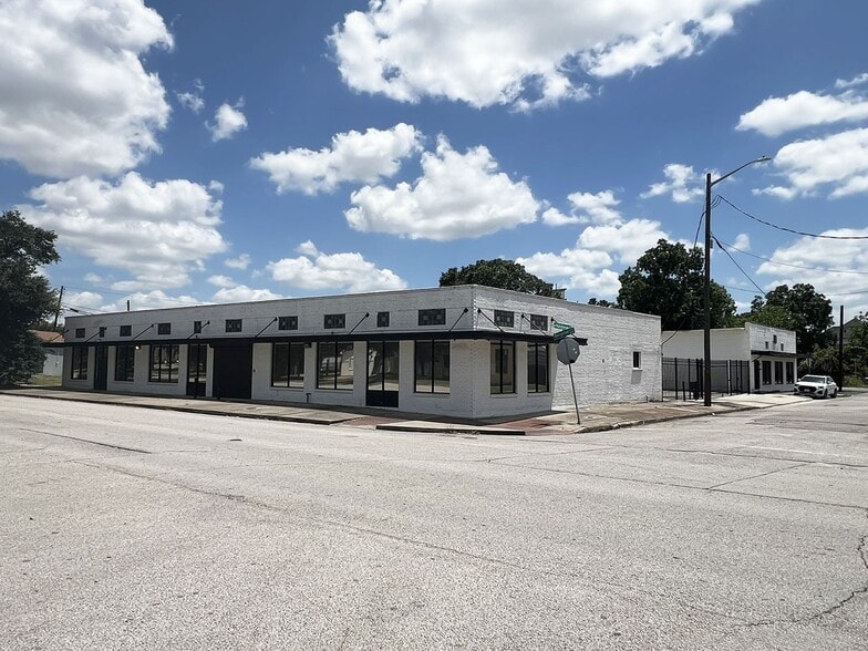 3602 Navigation Blvd, Houston, TX for sale - Building Photo - Image 1 of 28