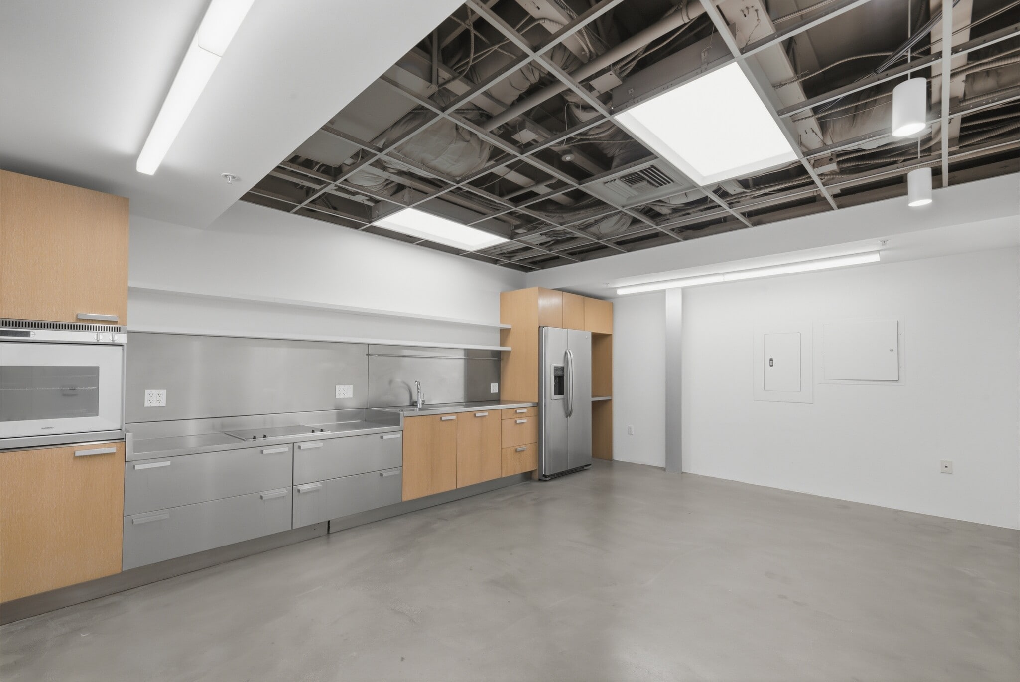 3535 Hayden Ave, Culver City, CA for lease Interior Photo- Image 1 of 5