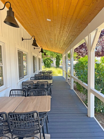745 Park St, Paso Robles, CA for sale - Building Photo - Image 2 of 16