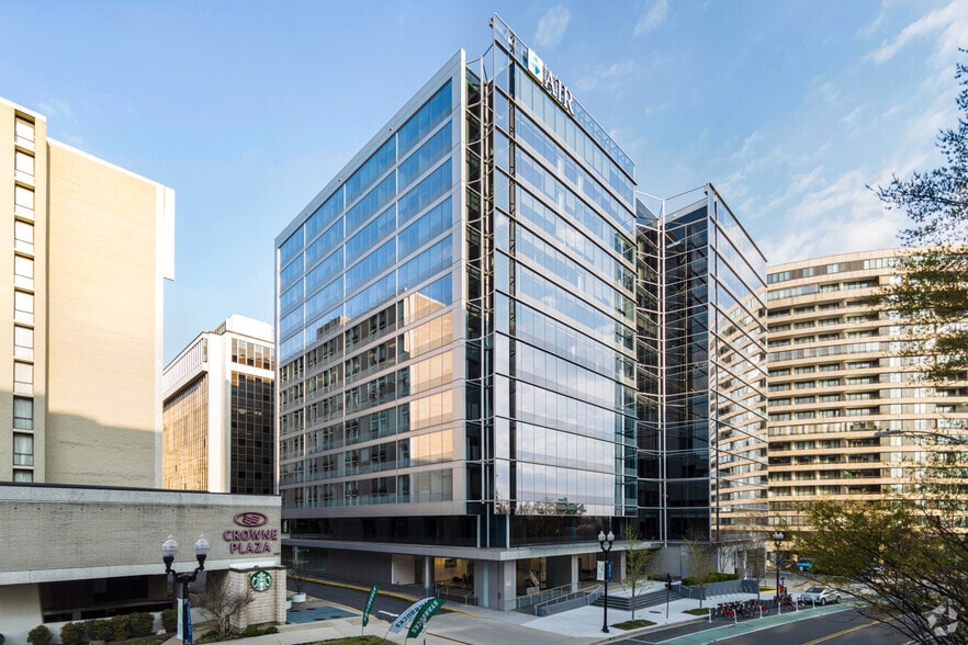 1400 Crystal Dr, Arlington, VA for lease - Primary Photo - Image 1 of 33