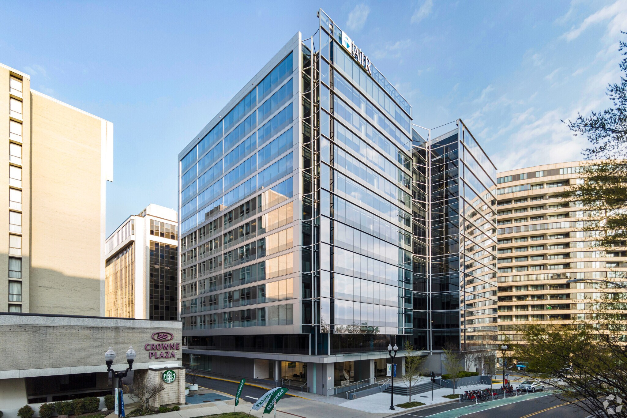 1400 Crystal Dr, Arlington, VA for lease Primary Photo- Image 1 of 34