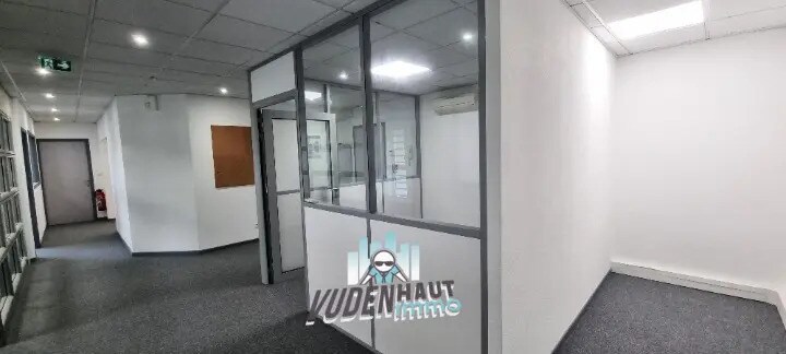 Office in Labège for lease - Interior Photo - Image 2 of 9