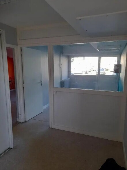 42 Cité Du Daguenet, Angers for lease - Building Photo - Image 2 of 6