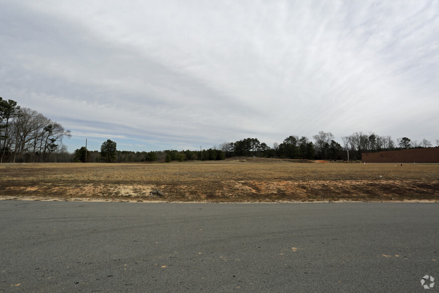 W Us-158 Hwy, Warrenton, NC for sale - Primary Photo - Image 1 of 1