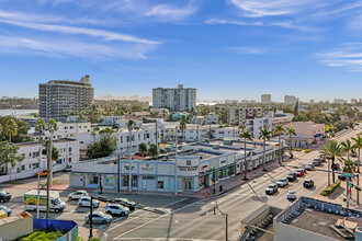 702-708 71st St, Miami Beach, FL for lease Building Photo- Image 2 of 65