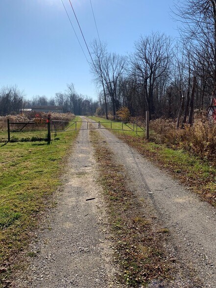 24210 24 Mile Rd, Macomb, MI for sale - Building Photo - Image 2 of 2