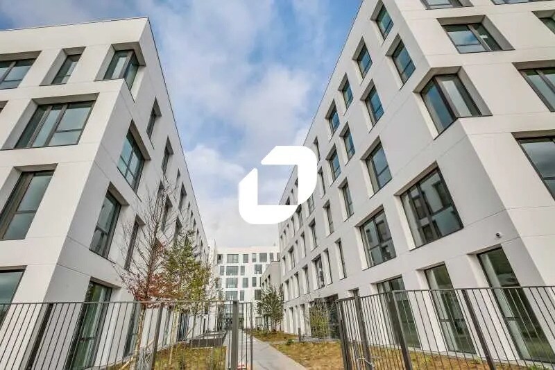 Office in Massy for lease - Building Photo - Image 3 of 11