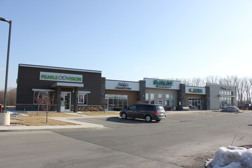 2665 Monroe Rd, De Pere, WI for lease - Building Photo - Image 3 of 3