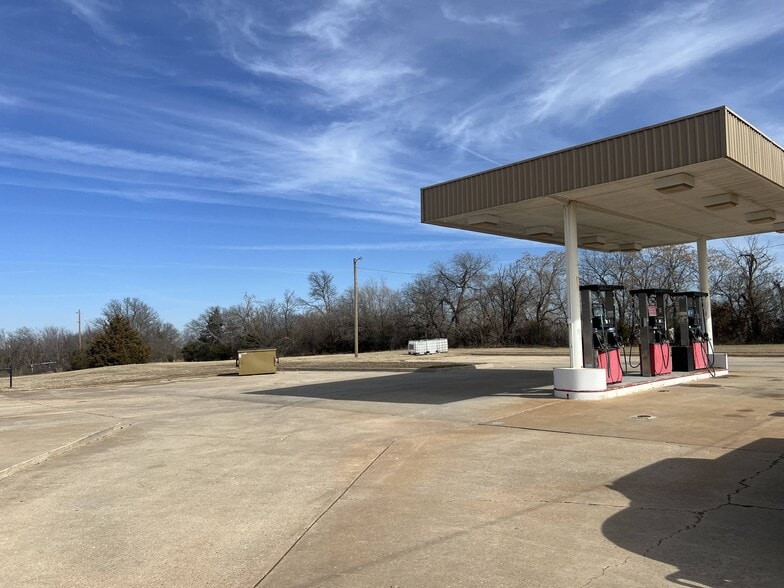 3831 Alameda St, Norman, OK for sale - Building Photo - Image 1 of 2