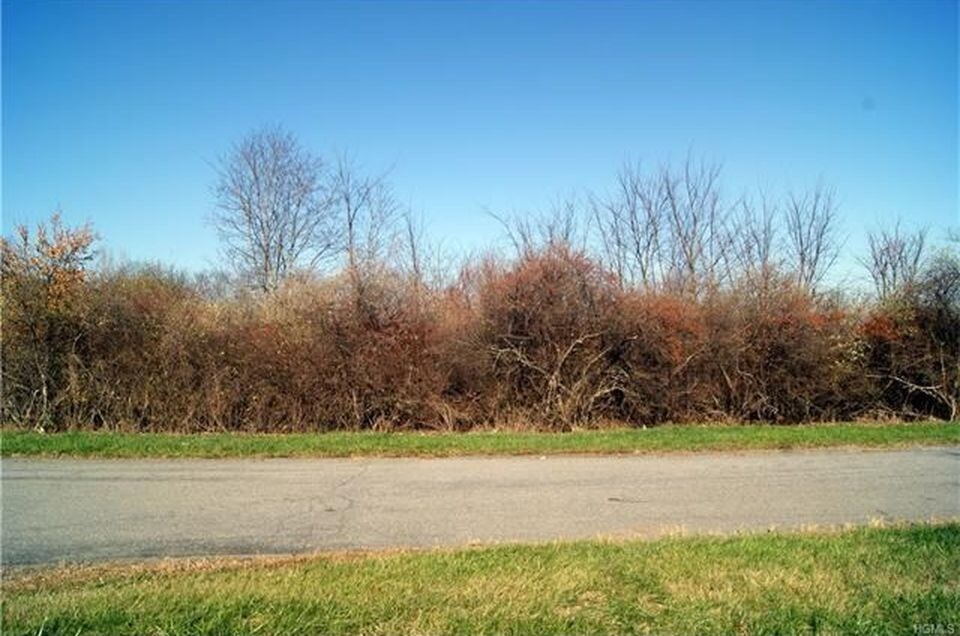 86 Jon Barrett Rd, Patterson, NY for sale Primary Photo- Image 1 of 1