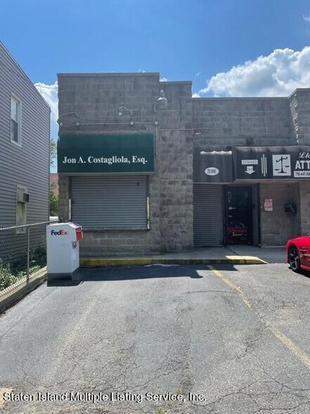 2110 Clove Rd, Staten Island, NY for sale - Building Photo - Image 1 of 1