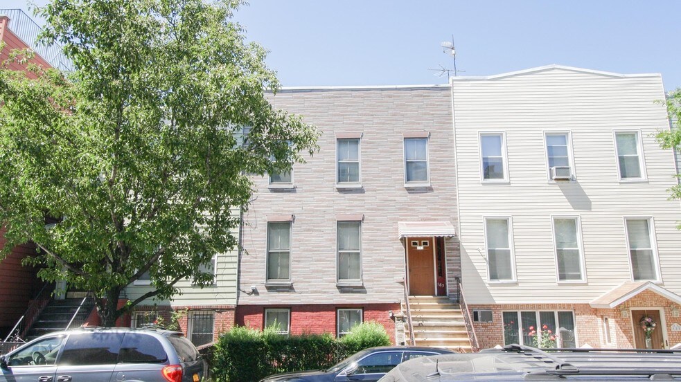 183 Java St, Brooklyn, NY for sale - Primary Photo - Image 1 of 1