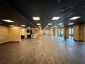 7209-7309 Chad Colley Blvd, Barling, AR for lease Interior Photo- Image 2 of 6