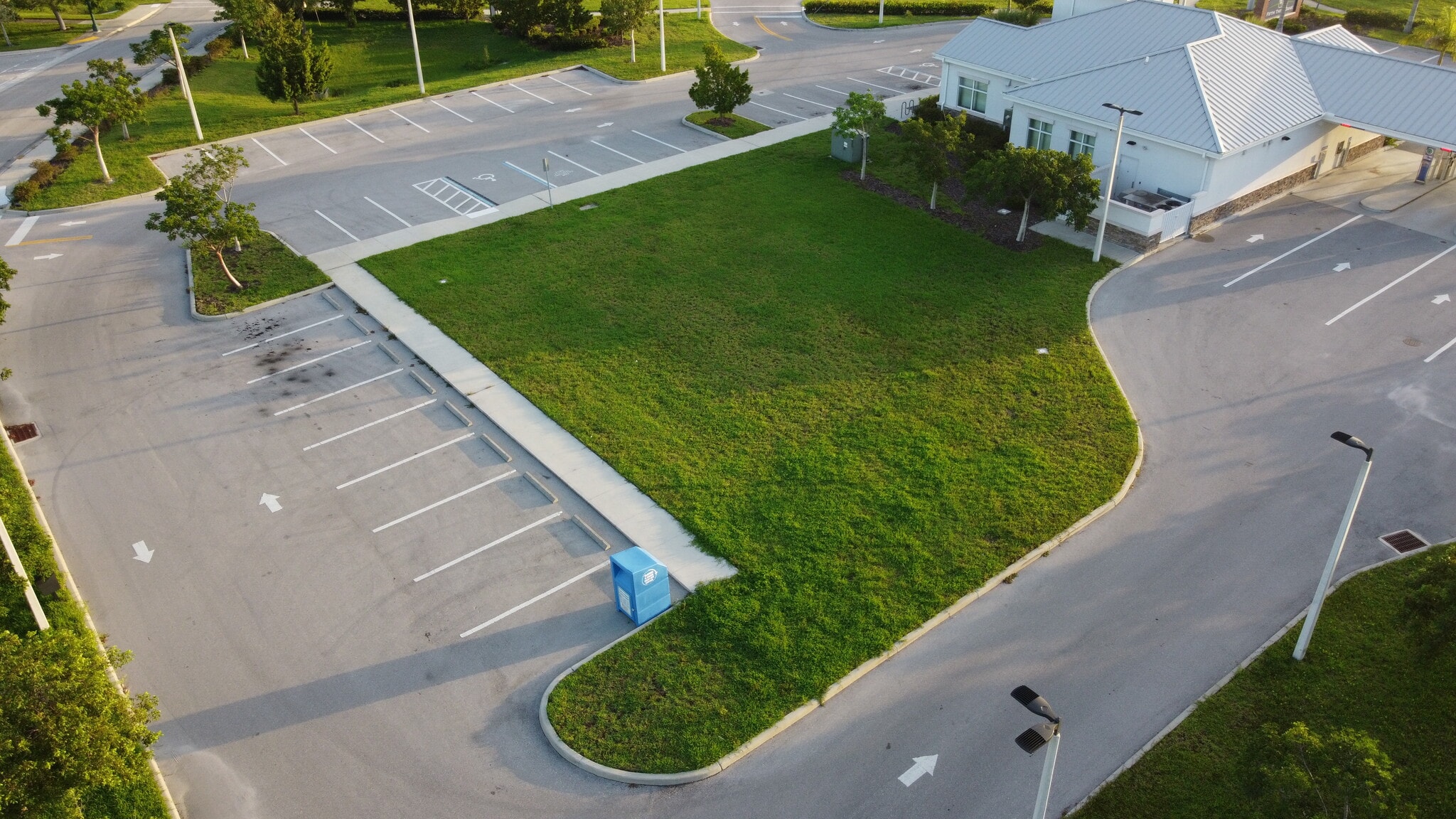 4570 Thomasson Ln, Naples, FL for sale Building Photo- Image 1 of 1