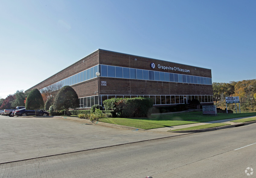 1705 W Northwest Hwy, Grapevine, TX for lease - Primary Photo - Image 1 of 27