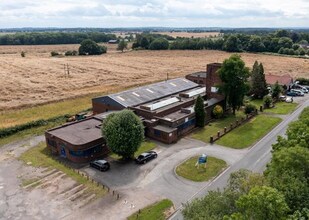 Coleshill Rd, Nuneaton for lease Building Photo- Image 1 of 3