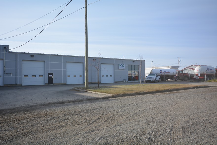 10803 91 Ave, Fort St John, BC for sale - Building Photo - Image 1 of 17