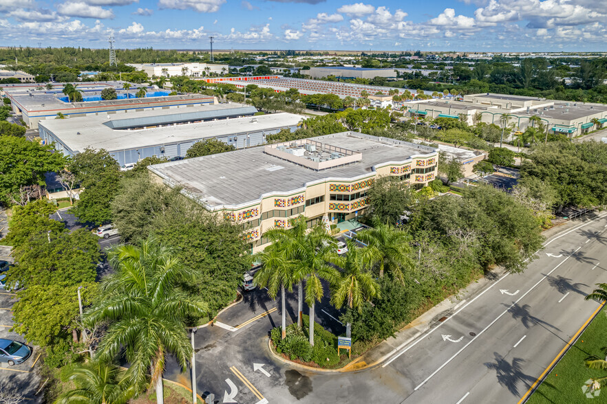 4577 N Nob Hill Rd, Sunrise, FL for lease - Aerial - Image 2 of 18