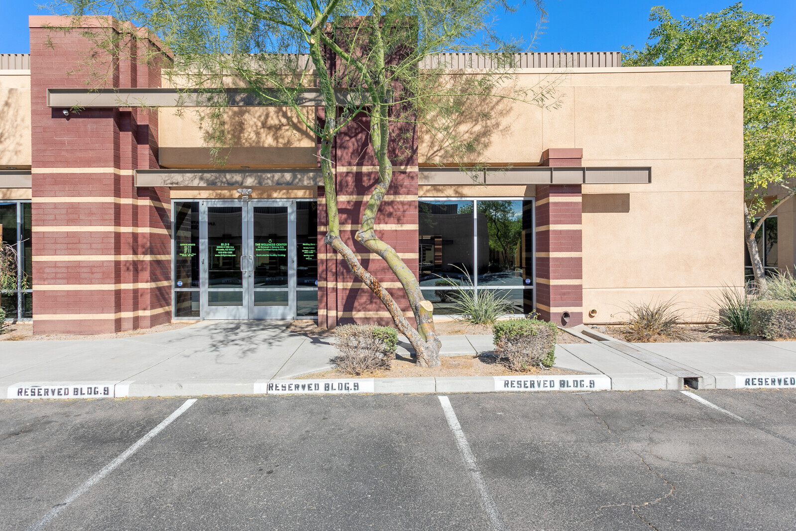 20045 N 19th Ave, Phoenix, AZ for sale Building Photo- Image 1 of 1