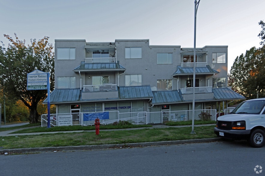 1982-1992 Prestwick Dr, Vancouver, BC for sale - Building Photo - Image 2 of 8