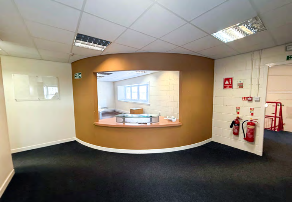 76 Queen Elizabeth Ave, Glasgow for lease Interior Photo- Image 1 of 5