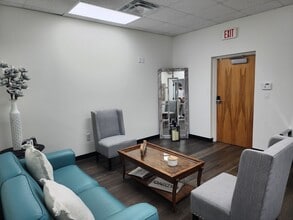 601 N Magnolia Ave, Orlando, FL for lease Interior Photo- Image 1 of 4