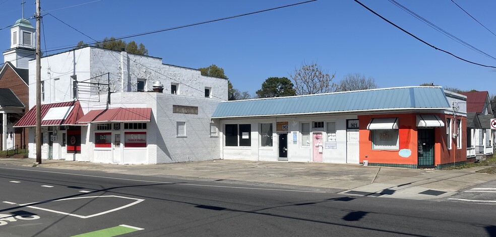 901-909 Falls Rd, Rocky Mount, NC for sale - Primary Photo - Image 1 of 11