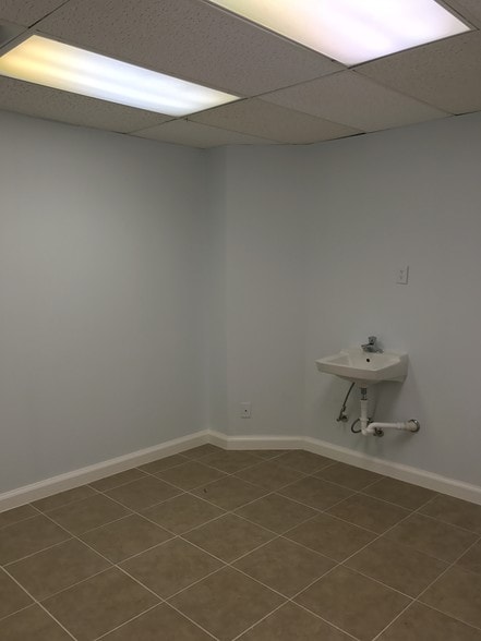 9801 Anderson Mill Rd, Austin, TX for sale - Building Photo - Image 3 of 13