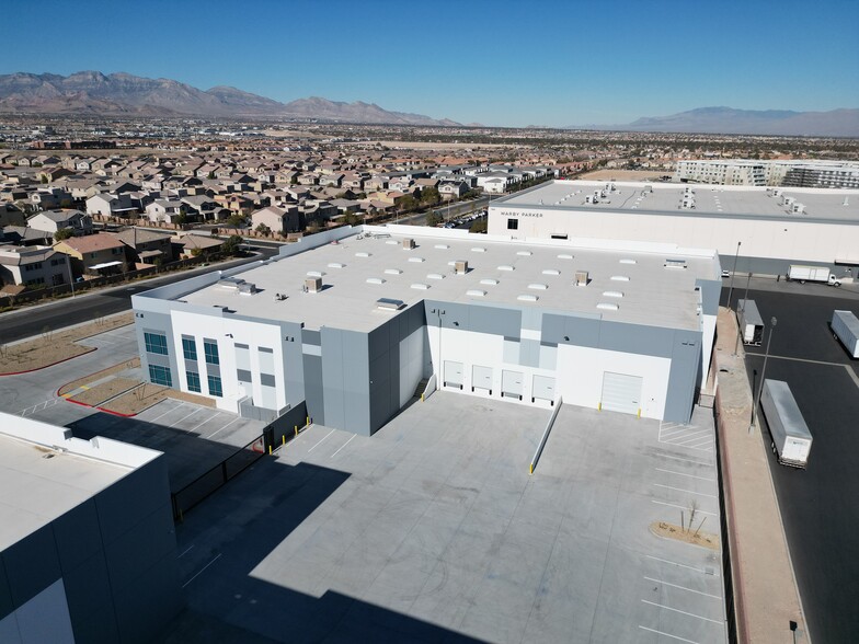 6430 Warbonnet way, Las Vegas, NV for lease - Building Photo - Image 2 of 3