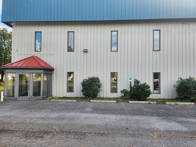 1285-1289 Progress Dr, Front Royal, VA for sale - Primary Photo - Image 1 of 1