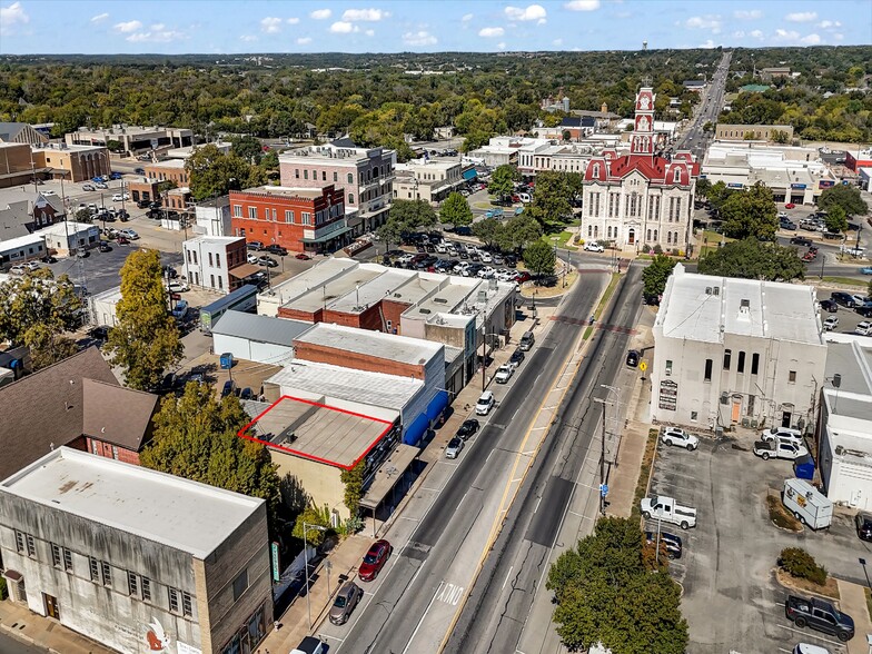 118 S Main St, Weatherford, TX for sale - Aerial - Image 1 of 19