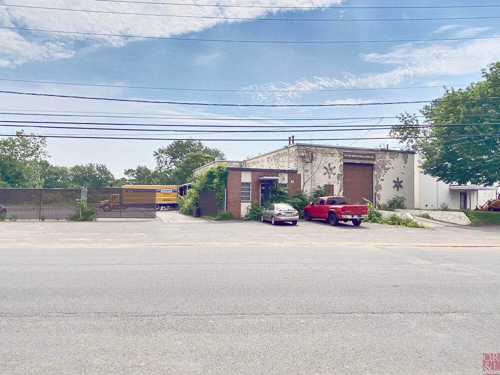 480 Ledyard St, Hartford, CT 06114