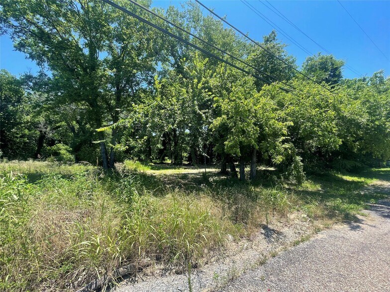 910 N Houston Ave, Denison, TX for sale - Other - Image 2 of 5