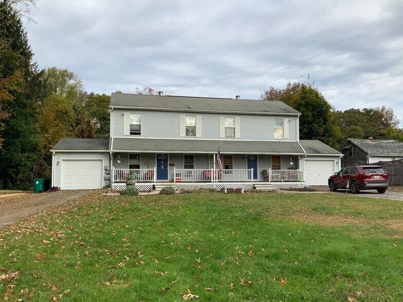 637 Danielson Pike, Scituate, RI for sale - Primary Photo - Image 1 of 1