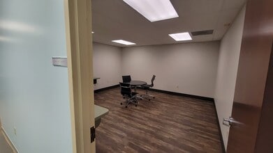 329 Pine St, Williamsport, PA for lease Interior Photo- Image 1 of 7