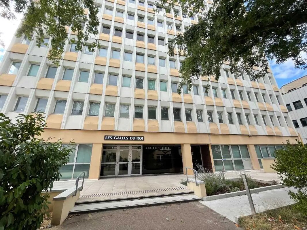 Office in Rouen for lease Building Photo- Image 1 of 9