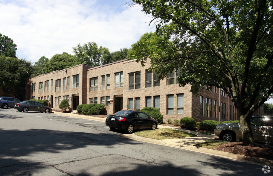 7637-7645 Leesburg Pike, Falls Church, VA for sale - Primary Photo - Image 1 of 1