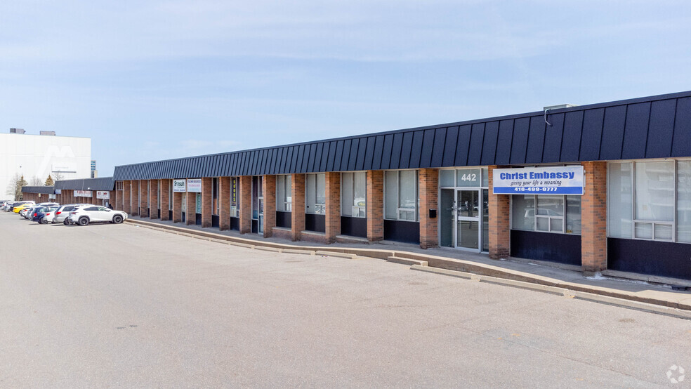 440-482 McNicoll Ave, Toronto, ON for lease - Building Photo - Image 2 of 7