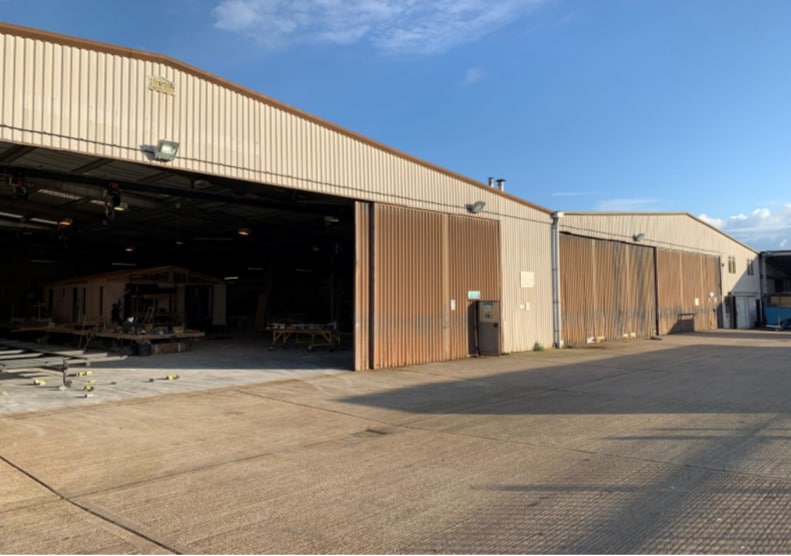 B107, Eye for sale - Building Photo - Image 1 of 1