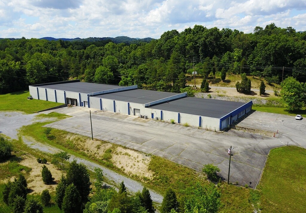 766 Brookside Dr, Kingsport, TN 37660