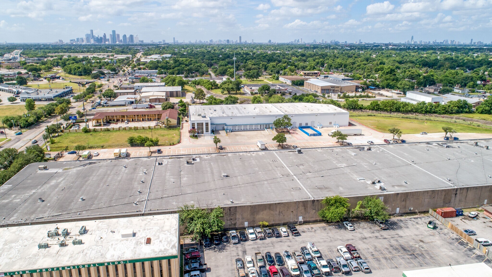 4525 Airline Dr, Houston, TX 77022 Industrial for Lease