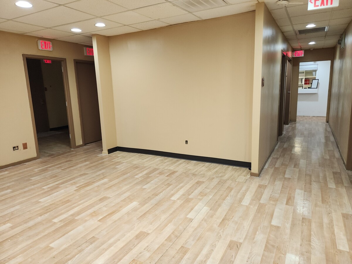 8355 Walnut Hill Ln, Dallas, TX 75231 - Unit 200 -  - Interior Photo - Image 1 of 3