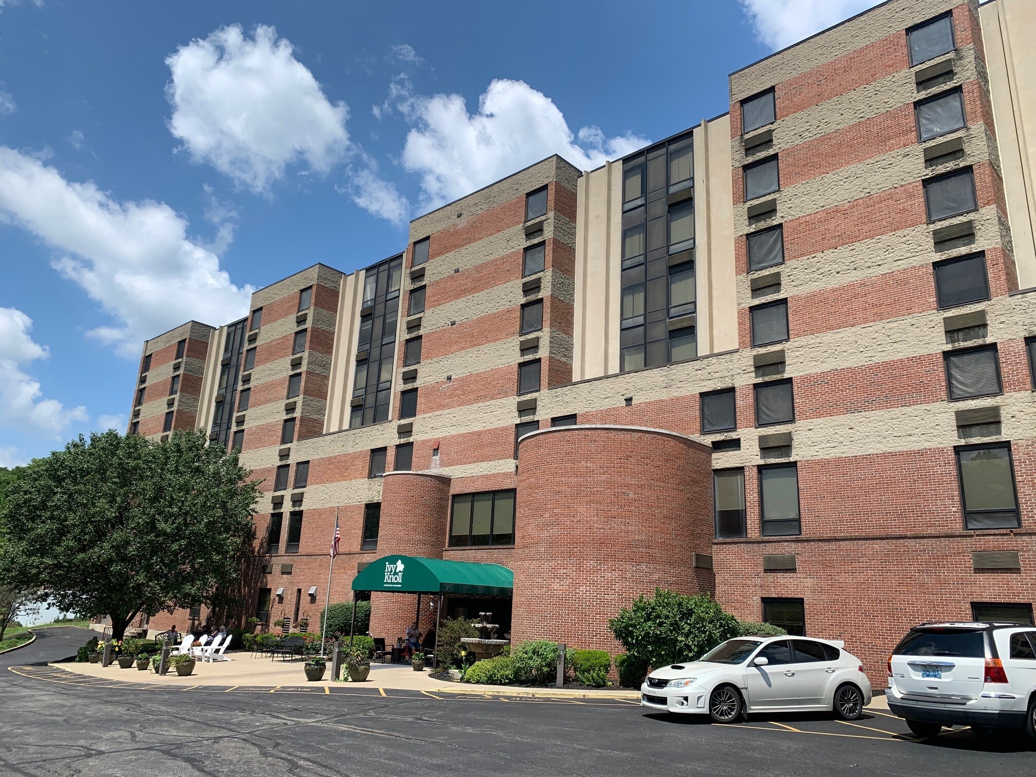 800 Highland Ave, Covington, KY 41011 Ivy Knoll