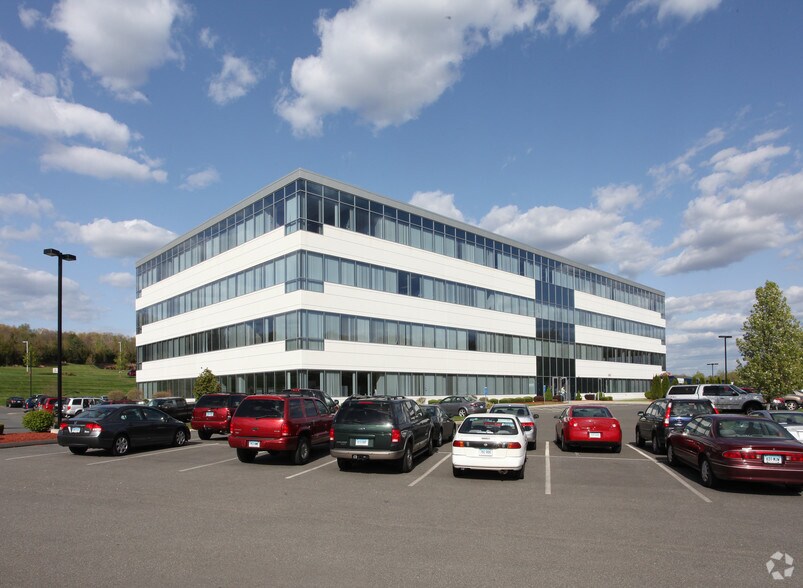 400 Capital Blvd, Rocky Hill, CT 06067