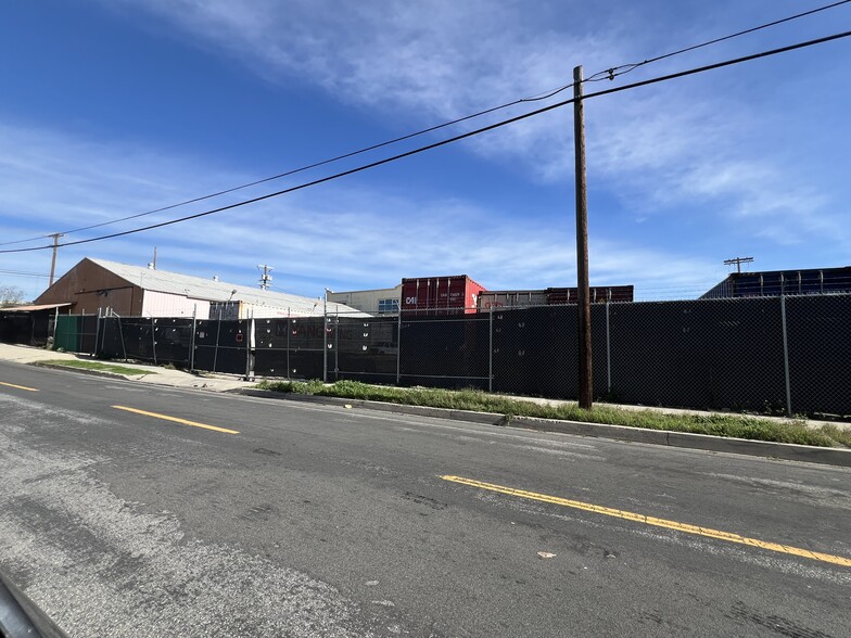 25904 President Ave, Harbor City, CA for lease - Building Photo - Image 2 of 8