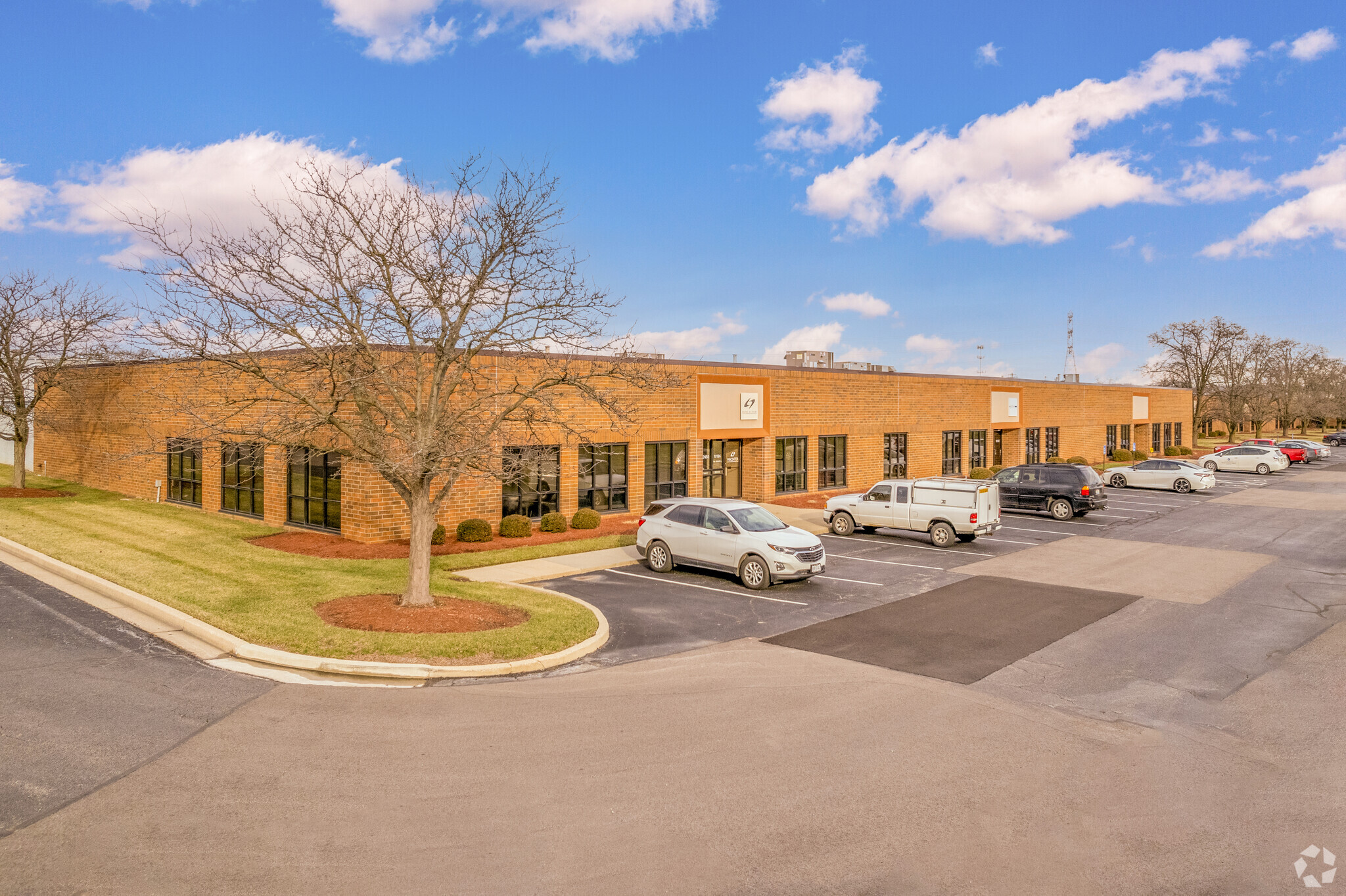 10148-10188 International Blvd, West Chester, OH for lease Building Photo- Image 1 of 5