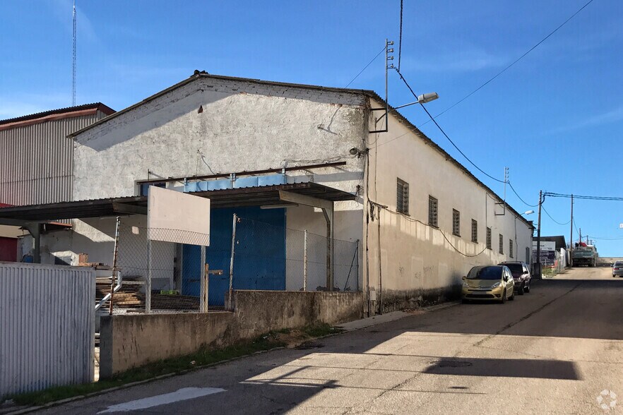 Industrial in San Martín de Valdeiglesias, Madrid for sale - Building Photo - Image 1 of 1